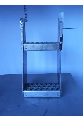 VOLVO VNL FRAME STEP