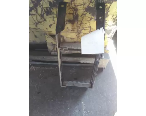 VOLVO VNL FRAME STEP