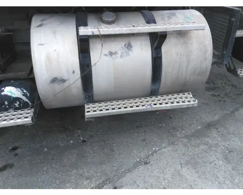 VOLVO VNL FUEL TANK