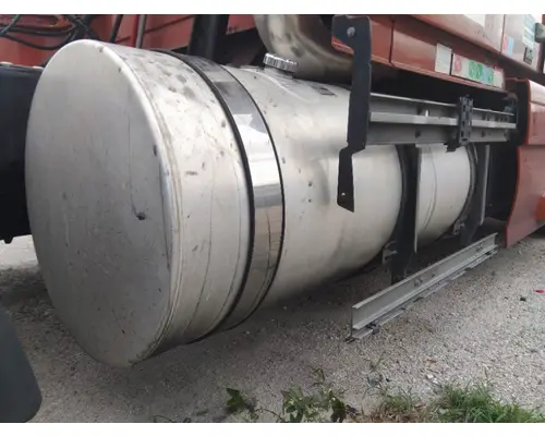 VOLVO VNL FUEL TANK