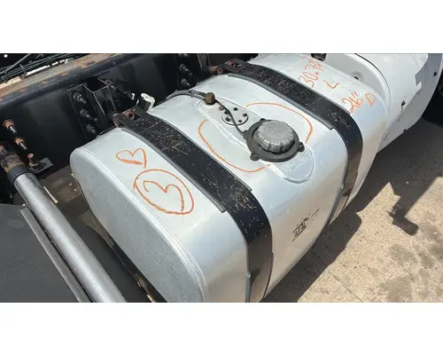 VOLVO VNL FUEL TANK