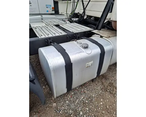 VOLVO VNL FUEL TANK