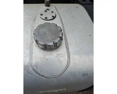 VOLVO VNL FUEL TANK