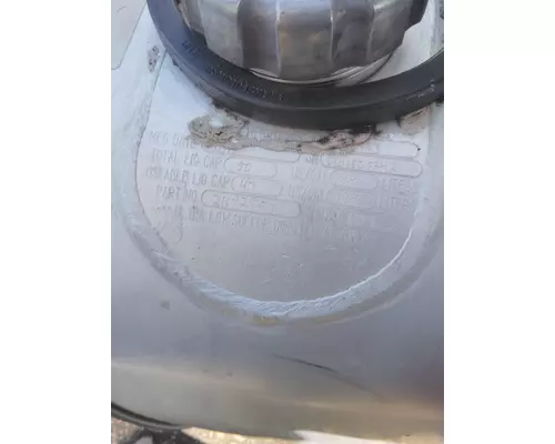 VOLVO VNL FUEL TANK