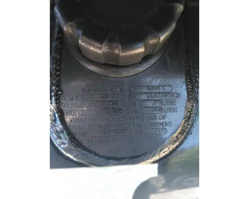VOLVO VNL FUEL TANK