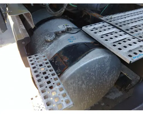 VOLVO VNL FUEL TANK