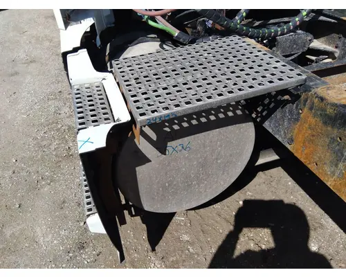 VOLVO VNL FUEL TANK