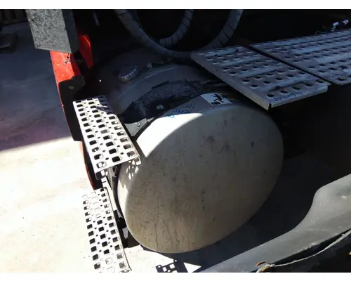 VOLVO VNL FUEL TANK