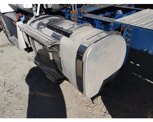 VOLVO VNL FUEL TANK