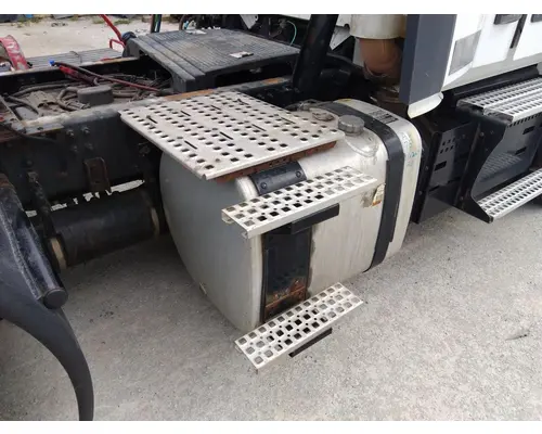 VOLVO VNL FUEL TANK