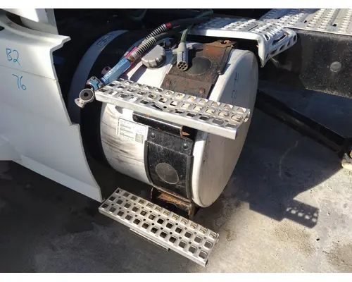 VOLVO VNL FUEL TANK