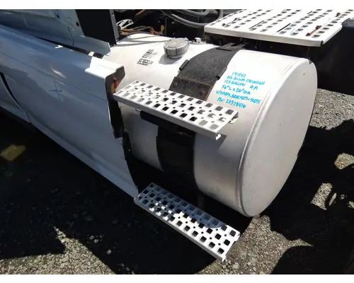 VOLVO VNL FUEL TANK