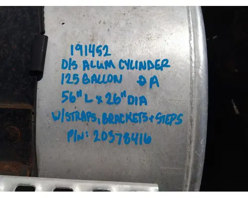 VOLVO VNL FUEL TANK
