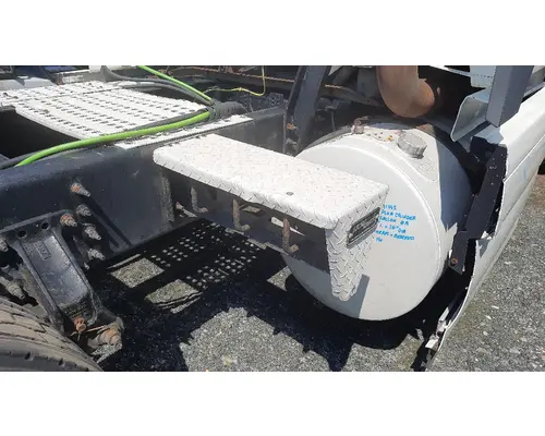 VOLVO VNL FUEL TANK