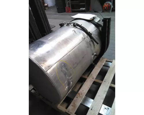 VOLVO VNL FUEL TANK