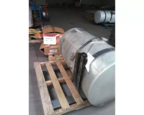 VOLVO VNL FUEL TANK