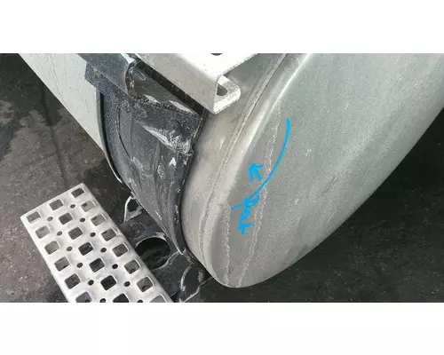 VOLVO VNL FUEL TANK