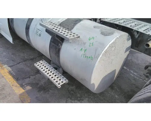 VOLVO VNL FUEL TANK