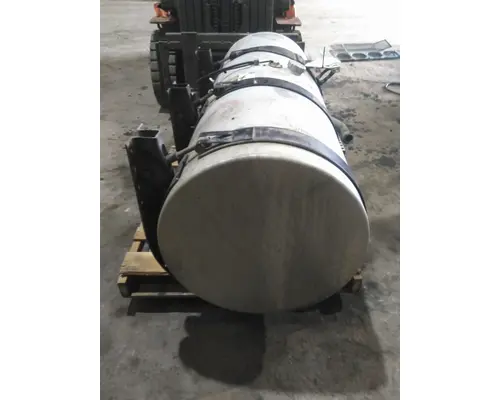 VOLVO VNL FUEL TANK