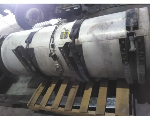 VOLVO VNL FUEL TANK