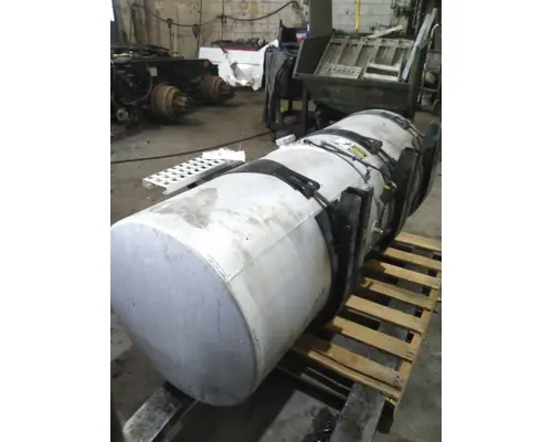 VOLVO VNL FUEL TANK