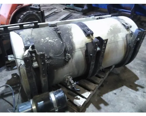 VOLVO VNL FUEL TANK