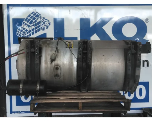 VOLVO VNL FUEL TANK