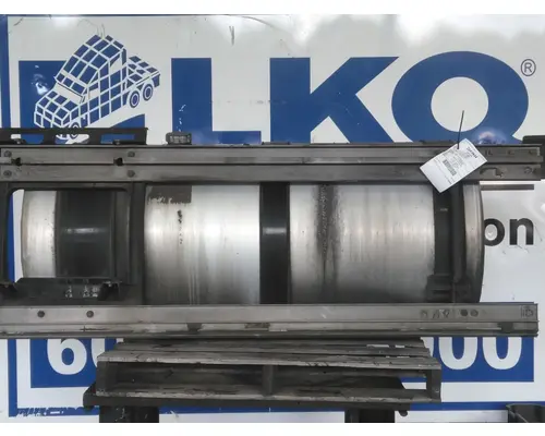VOLVO VNL FUEL TANK