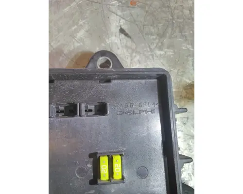 VOLVO VNL FUSE BOX