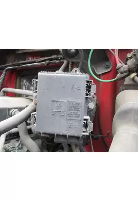 VOLVO VNL FUSE BOX