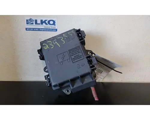 VOLVO VNL FUSE BOX