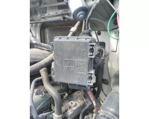VOLVO VNL FUSE BOX