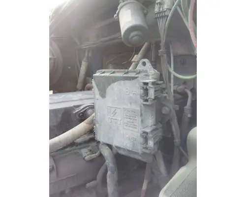 VOLVO VNL FUSE BOX