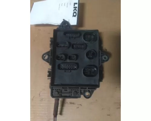 VOLVO VNL FUSE BOX