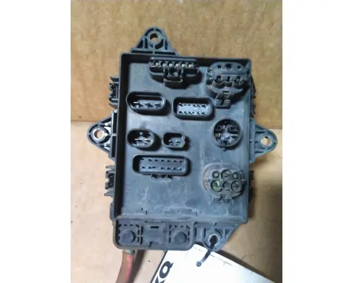 VOLVO VNL FUSE BOX