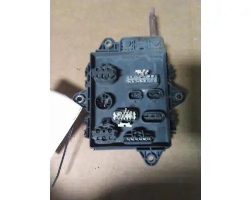 VOLVO VNL FUSE BOX