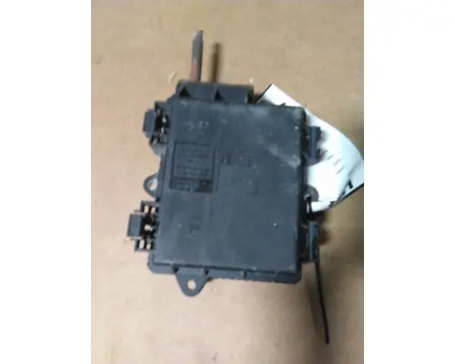 VOLVO VNL FUSE BOX