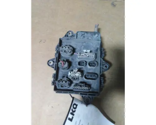 VOLVO VNL FUSE BOX