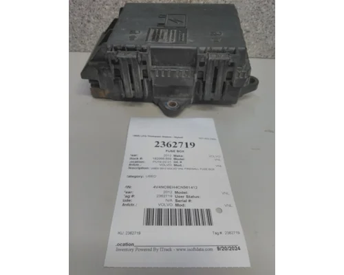 VOLVO VNL FUSE BOX