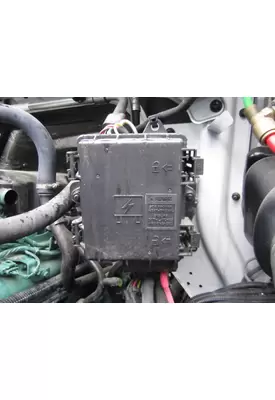VOLVO VNL FUSE BOX