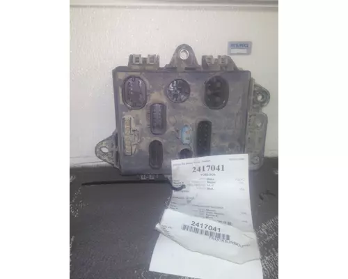 VOLVO VNL FUSE BOX
