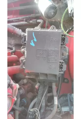 VOLVO VNL FUSE BOX