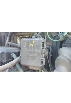 VOLVO VNL FUSE BOX