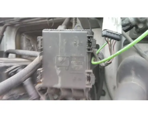 VOLVO VNL FUSE BOX