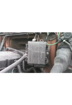 VOLVO VNL FUSE BOX