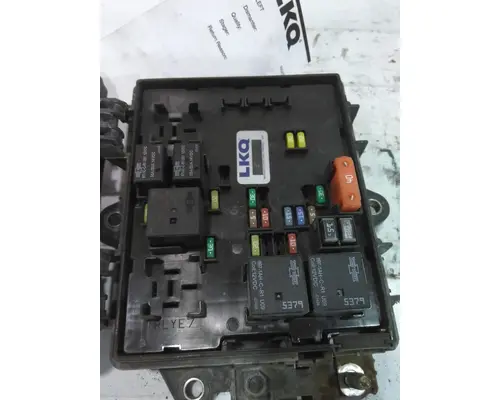 VOLVO VNL FUSE BOX