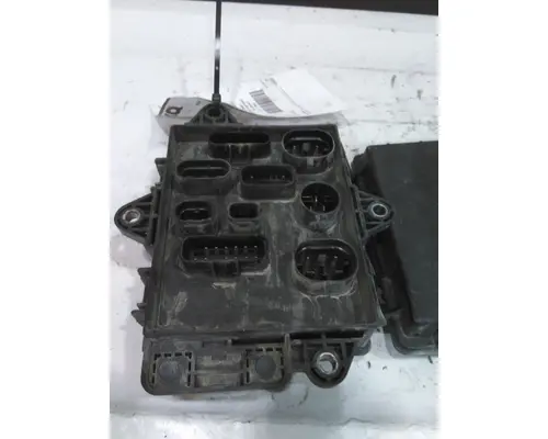 VOLVO VNL FUSE BOX