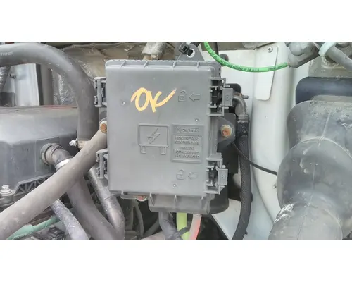 VOLVO VNL FUSE BOX