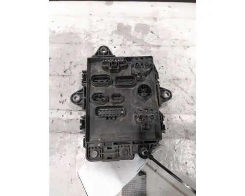 VOLVO VNL FUSE BOX