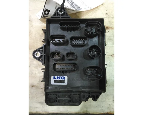 VOLVO VNL FUSE BOX